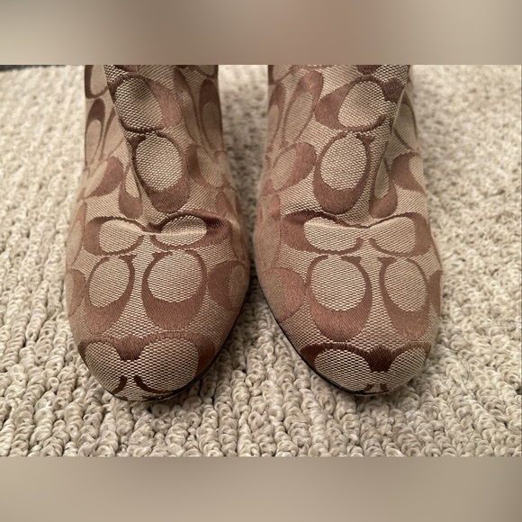 Coach Bennet 11M Heeled Booties Logo - Picture 6 of 6